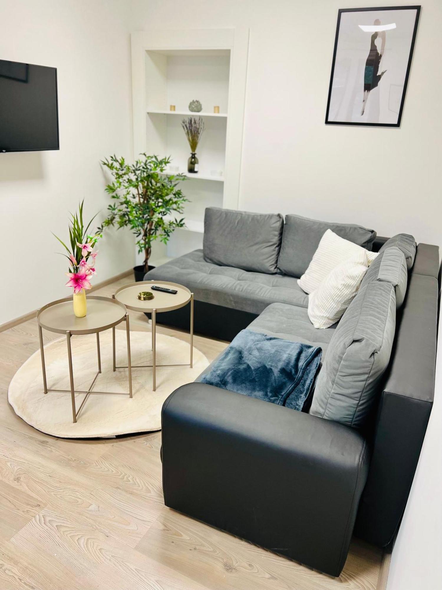 Sh-Apartments-Stylische Fewo Mia - Parken - Wifi ชมาลค์คาลเดิน ภายนอก รูปภาพ