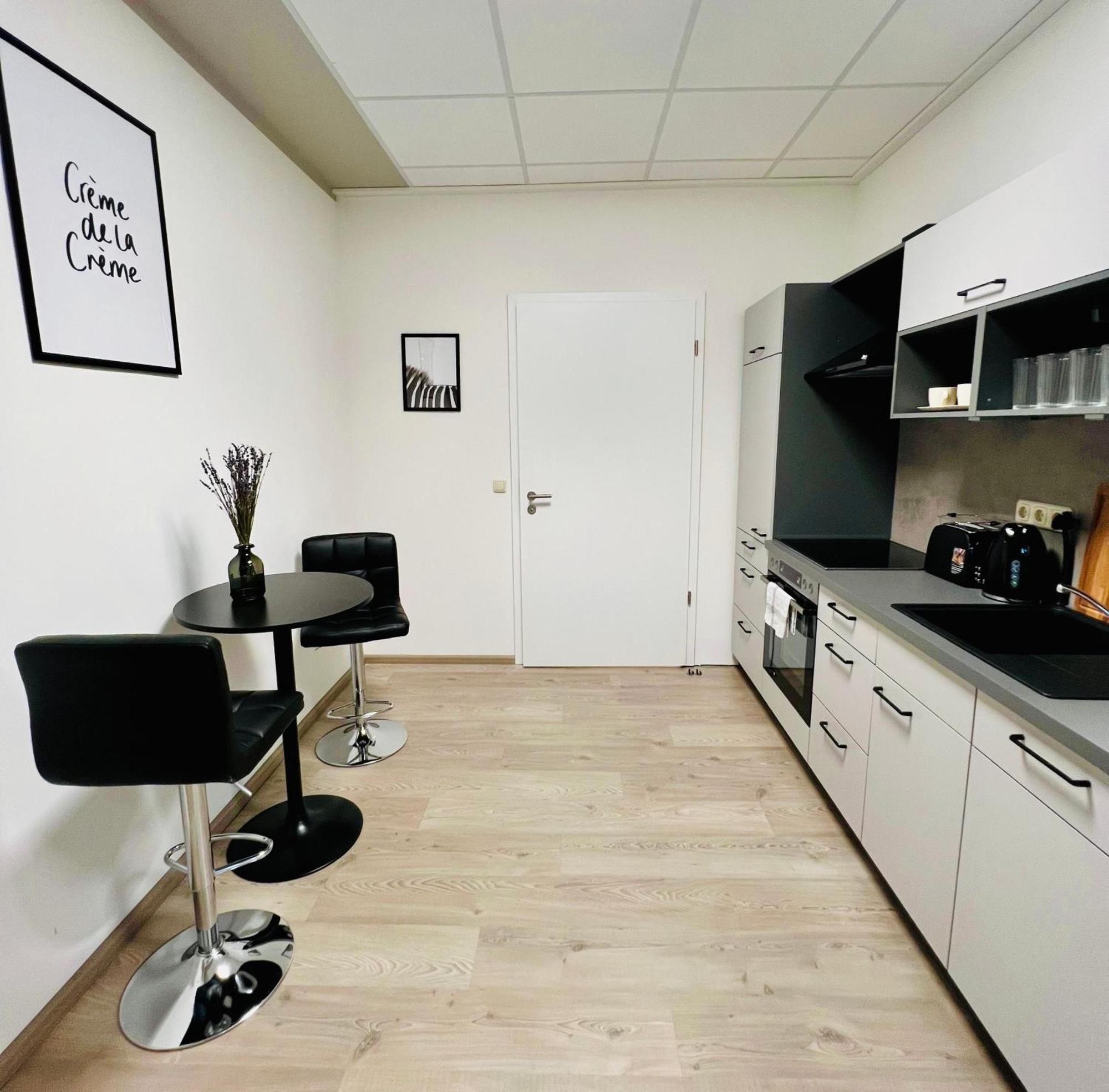 Sh-Apartments-Stylische Fewo Mia - Parken - Wifi ชมาลค์คาลเดิน ภายนอก รูปภาพ