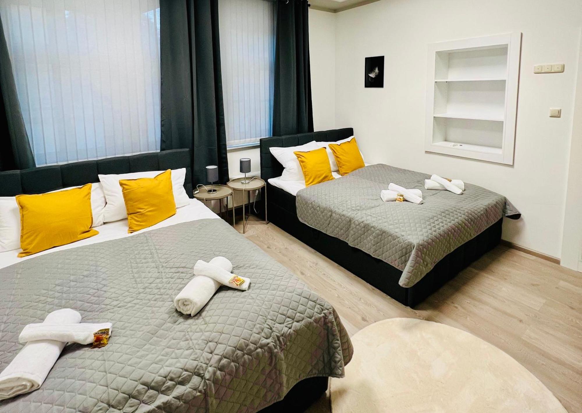 Sh-Apartments-Stylische Fewo Mia - Parken - Wifi ชมาลค์คาลเดิน ภายนอก รูปภาพ