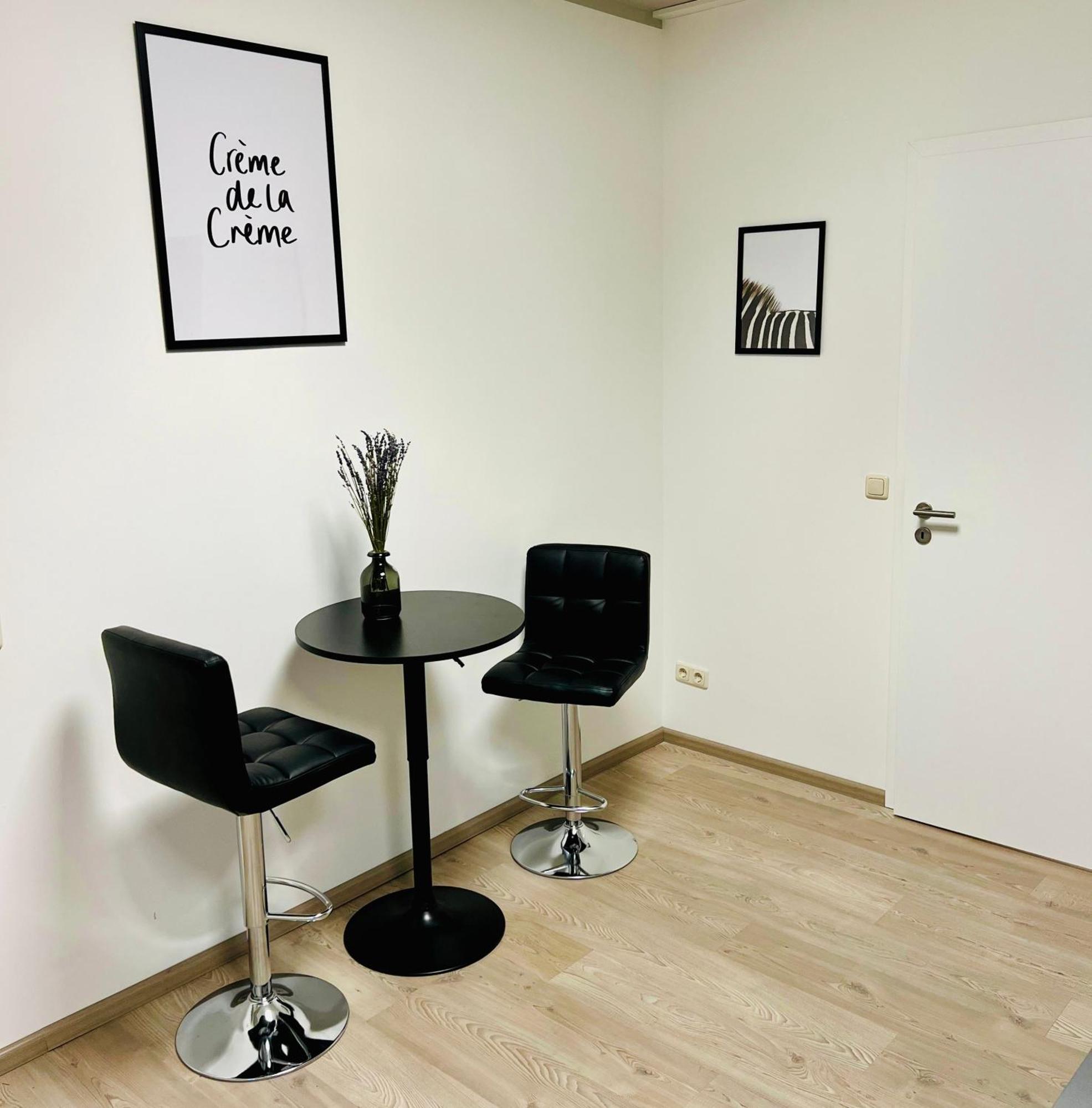 Sh-Apartments-Stylische Fewo Mia - Parken - Wifi ชมาลค์คาลเดิน ภายนอก รูปภาพ